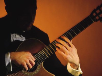 Top-30-Classical-Guitarists-of-The-Current-World