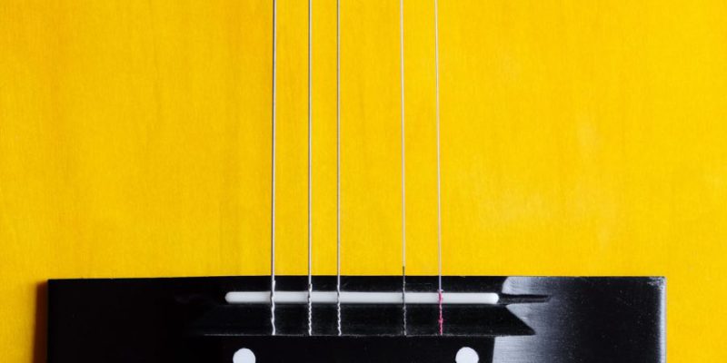 how-to-change-guitar-strings