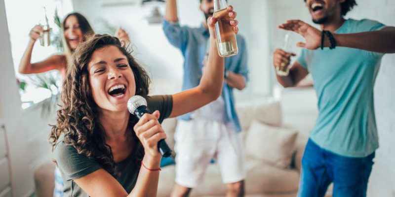 30-best-country-karaoke-songs-to-rock-your-karaoke-night-calibbr