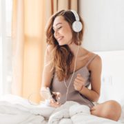 Our-List-Of-30-Best-Songs-To-Wake-Up-To